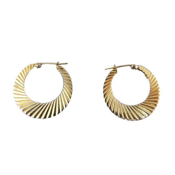 Unbranded Jewelry - 5 Pairs Goldtone Vintage Fashion Earrings Hoops Kite Triangle Shell Pierced